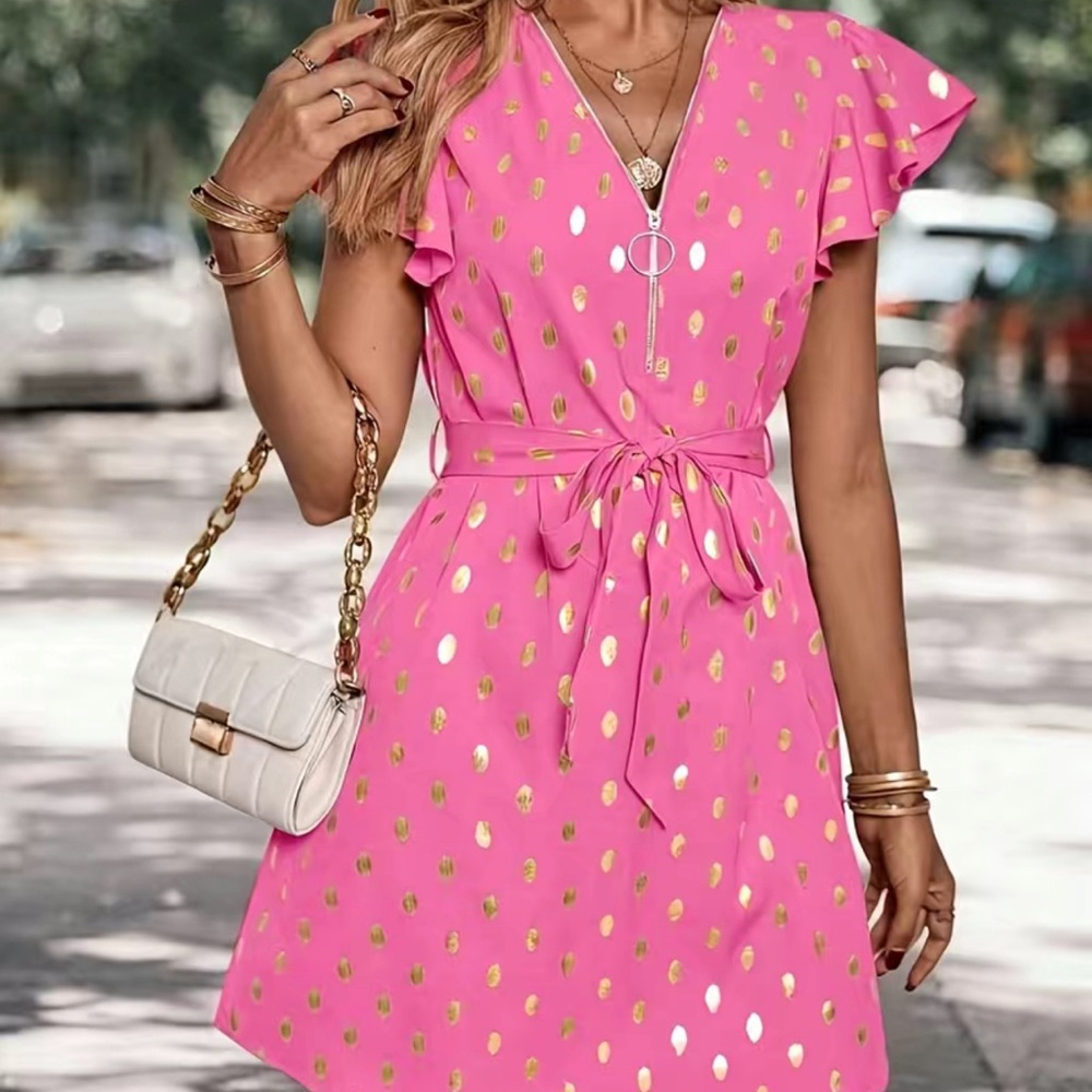 Adorable Pink Dress 🌸💓